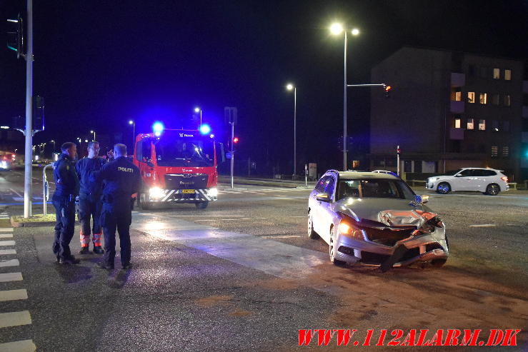 Mindre trafikuheld. Damhaven i Vejle. 29/03-2024. Kl. 20:18.