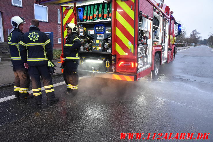 Køleskab startede branden. Moldevej 63 i Vejle. 04/04-2024. KL. 19:11.