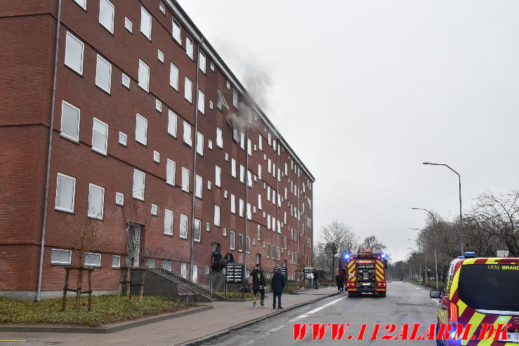 Køleskab startede branden. Moldevej 63 i Vejle. 04/04-2024. KL. 19:11.