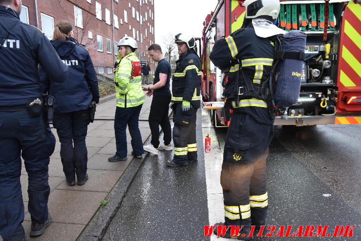 Køleskab startede branden. Moldevej 63 i Vejle. 04/04-2024. KL. 19:11.