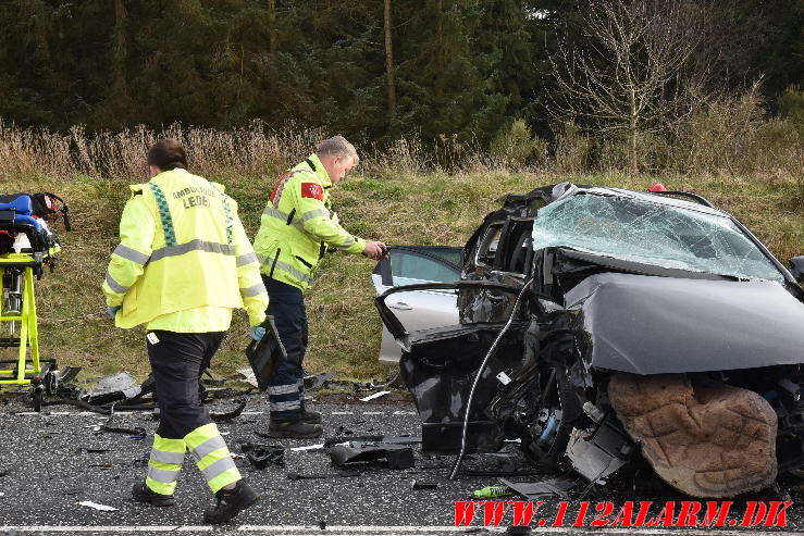 Alvorlig trafikuheld. Rute 28 mellem Vandel og Gødding. 06/04-2024. Kl. 18:05.