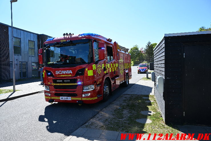 Drama i papcontaineren Tårnfalkevej i Skibet. 07/05-2025. KL. 15:05.