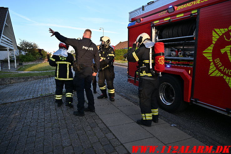 Brand i garage. Bellisvej i Vejle. 08/05-2025. KL. 20:13.