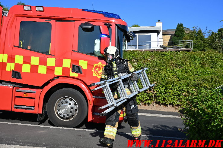 Brand i villa. Brønsbjergvej i Bredballe. 12/05-2025. KL. 17:37.