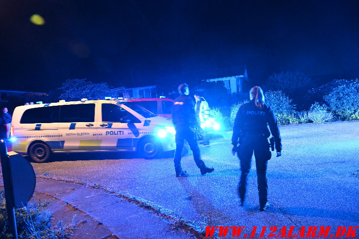 Brand i villa. Gludsmindevej i Vejle. 26/05-2025. Kl. 02:05.