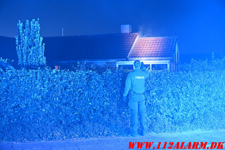 Brand i villa. Gludsmindevej i Vejle. 26/05-2025. Kl. 02:05.