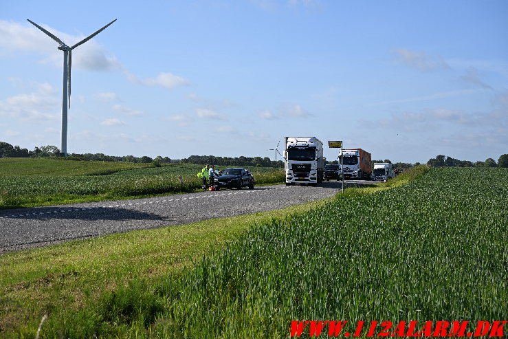 Overså vejkryds. Tørringvej ved Ildved. 03/06-2025. KL. 08:12.